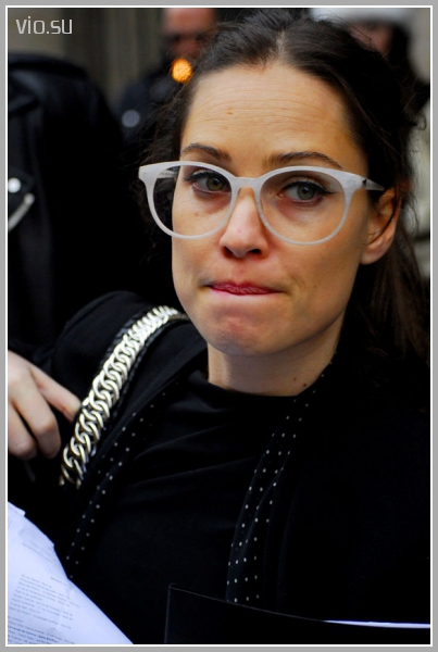 Люди в очкaх 77